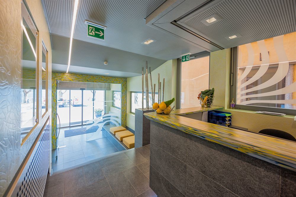 Albergo Carcani By Ketty & Tommy Ascona Exterior foto